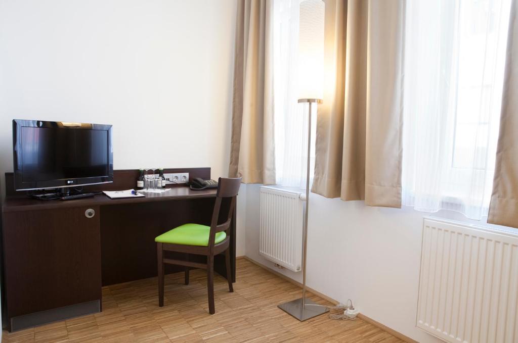 Stadthotel ไวด์โฮเฟน อัน แดร์ ธายา ห้อง รูปภาพ