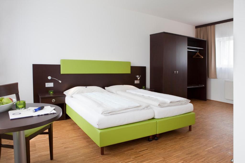 Stadthotel ไวด์โฮเฟน อัน แดร์ ธายา ห้อง รูปภาพ