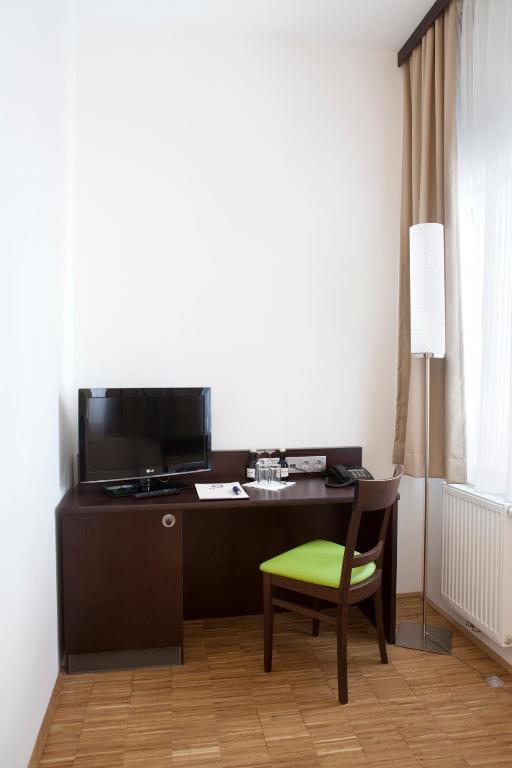Stadthotel ไวด์โฮเฟน อัน แดร์ ธายา ห้อง รูปภาพ